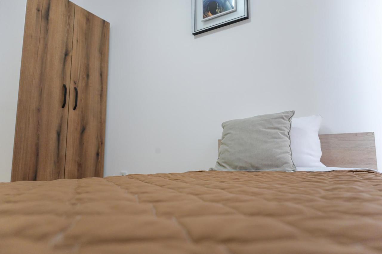 Porta Apartment Skopje Buitenkant foto